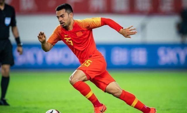虽然小组赛一战未胜,但这也是中国足球崭新的一篇