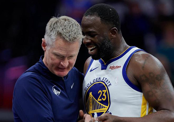 库里伤停暴露勇士短板：科尔对格林的固执使用成致命短板