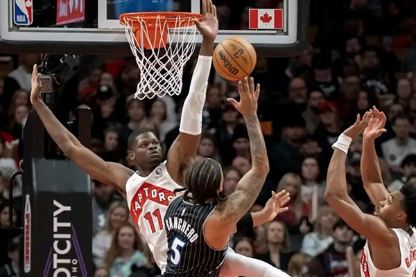 天赋中锋班巴获爵士10天合同,借发展联盟表现重启NBA生涯