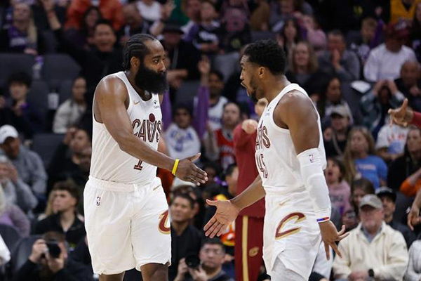 NBA官网最新战力榜出炉 黑马领跑卫冕冠军下滑