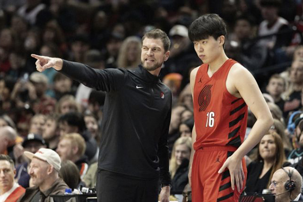 微光渐亮:杨瀚森的NBA生存之道